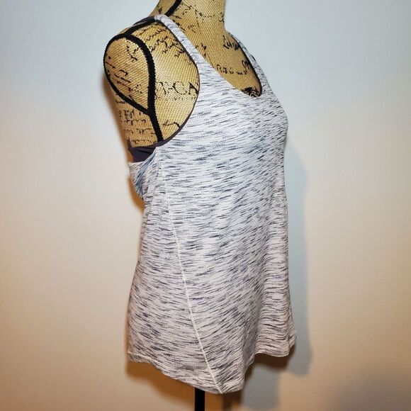Lululemon Moment To Movement 2-In-1 Tank Size 6 - Picture 5 of 13